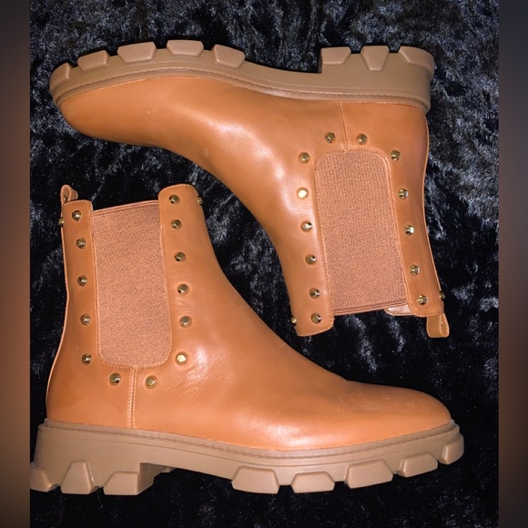 RIDLEY GORE LEATHER BOOTIE - Picture 1 of 6
